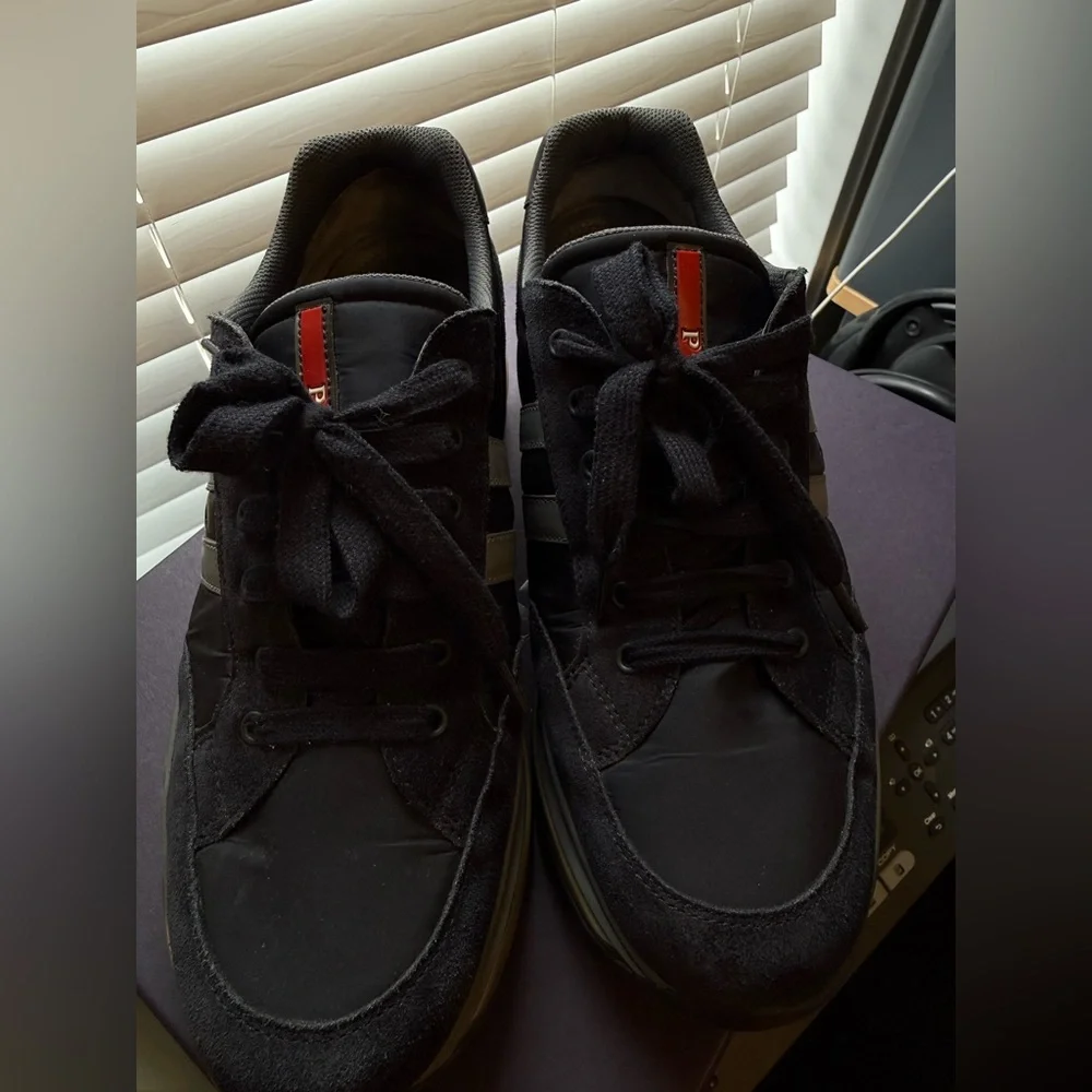 Prada Men’s Velvet Sneakers – Navy Blue – US 10 / UK 8 – Excellent Condition
